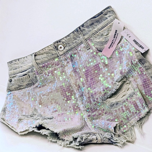 NWT SUNSET & SPRING SEQUINED DISTRESSED DENIM SHORTS - sz 28 - Picture 3 of 6